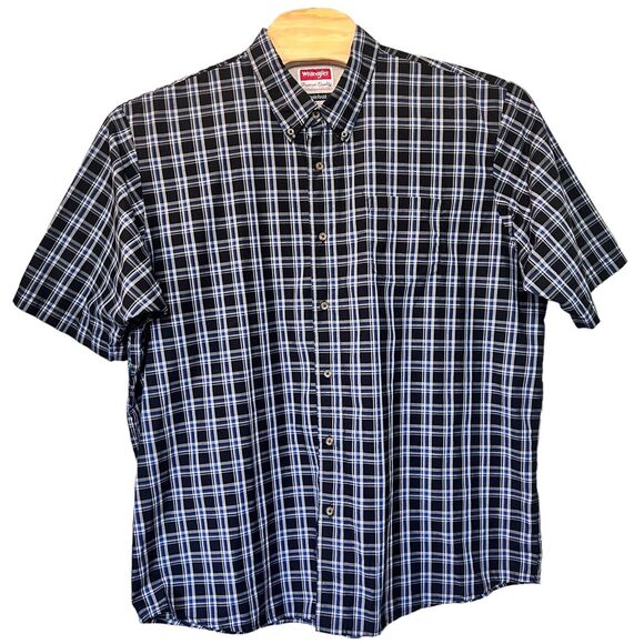 Wrangler Premium Quality Size 2XT Navy‎ Plaid Short Sleeve Button Wrinkle Resist - Picture 1 of 8